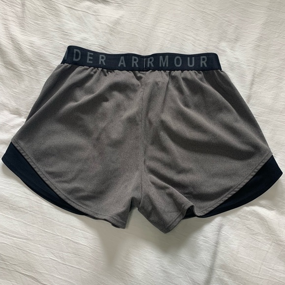Under Armour shorts - Picture 2 of 5